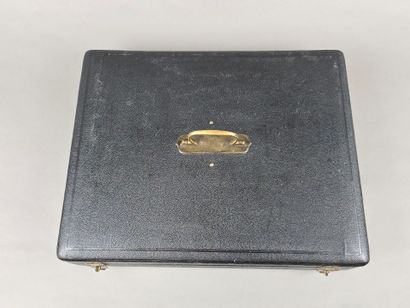 Coffret de ménagère en bois au couvercle...