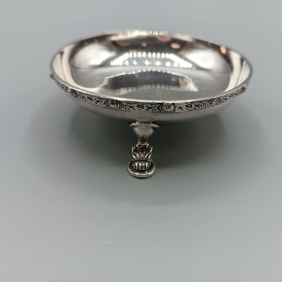 SHEFFIELD 1968
Circular silver display stand...