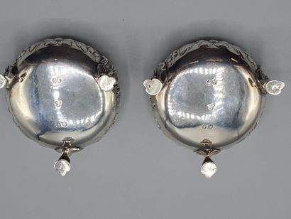 LONDRES 1876
Paire de grandes salières dites...