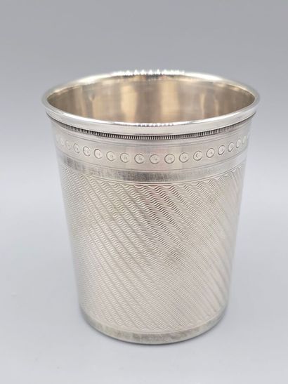 SOUFFLOT
Flat-bottomed silver tumbler with...