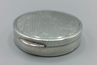 Boite-pilulier de forme circulaire en argent...