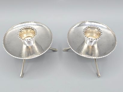 Paire de bougeoirs «design » tripodes en...