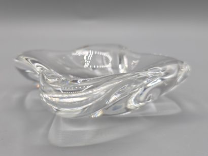 Cendrier / vide-poche en cristal.
Signature...