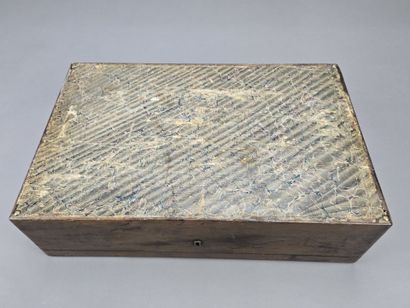 Coffret de ménagère en acajou et placage...