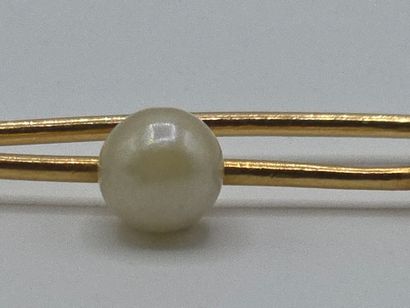 Broche-barrette en or jaune 750°° ornée d'une...