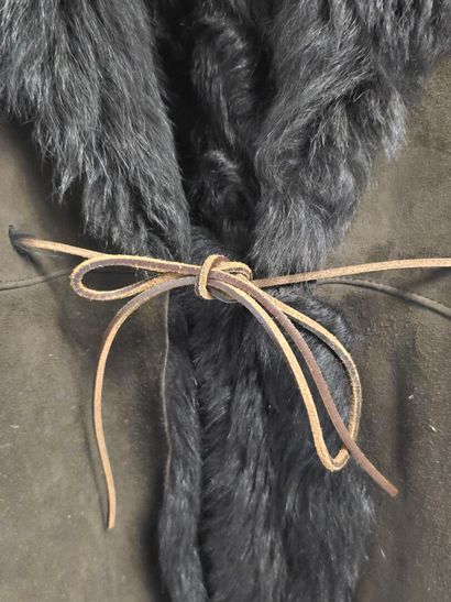 VENT COUVERT PARIS
Veste en cuir et mouton...