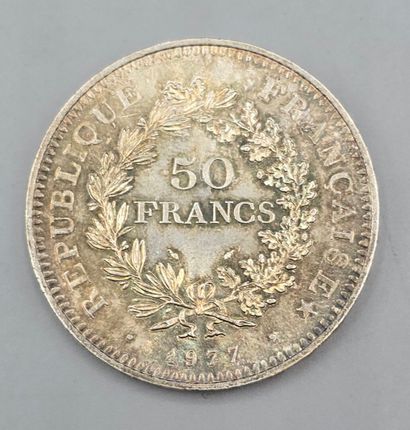 FRANCE. 
Lot de huit pièces de 50 francs...