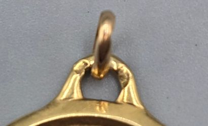 AUGIS
Médaille de baptême en or jaune 750°°...