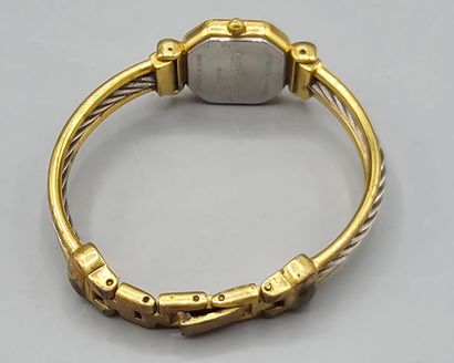 Lot de 7 montres de dame en métal doré comprenant...