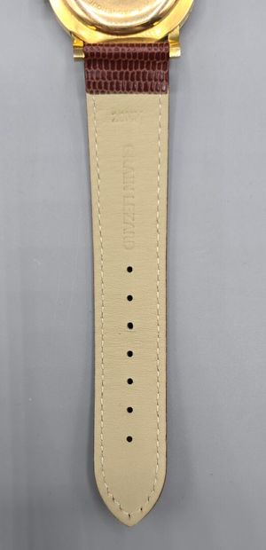 SIGMA, 21 rubis incabloc autmagnétique, SUISSE.
Montre...