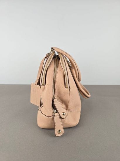 LANCEL.
Sac en cuir de dame, modèle 