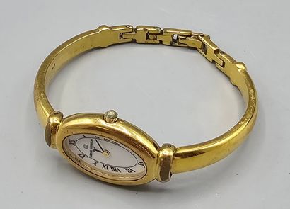 Lot de 7 montres de dame en métal doré comprenant...