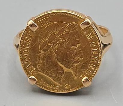Pièce de 10 francs en or jaune montée en...
