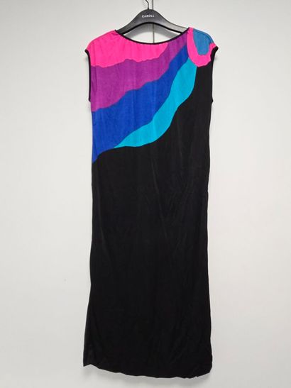 LOUIS FERAUD
Robe de cocktail noire, bleue,...