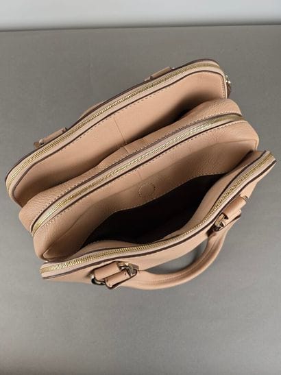 LANCEL.
Sac en cuir de dame, modèle 