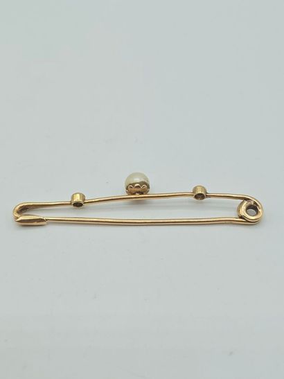 Broche-barrette en or jaune 750°° ornée d'une...