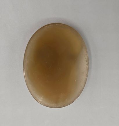 Camée de forme ovale en pierre dure (agate...
