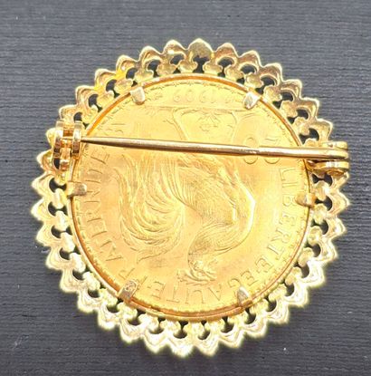 Pièce de 20 francs en or jaune montée en...