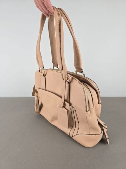 LANCEL.
Sac en cuir de dame, modèle 