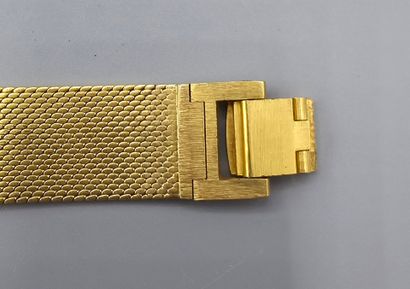 Lot de trois montres d'homme en métal dont:
-...