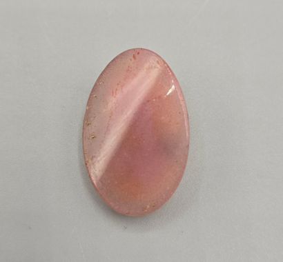 Camée de forme oblongue en pierre dure (agate...