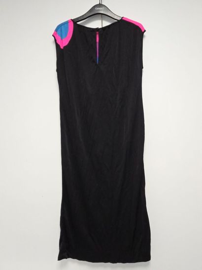 LOUIS FERAUD
Robe de cocktail noire, bleue,...