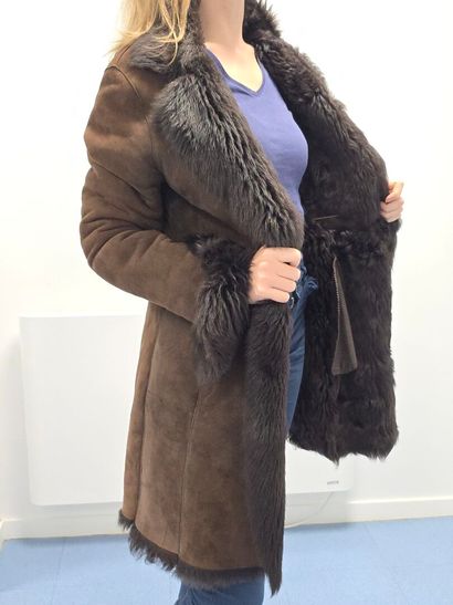 VENT COUVERT PARIS
Veste en cuir et mouton...