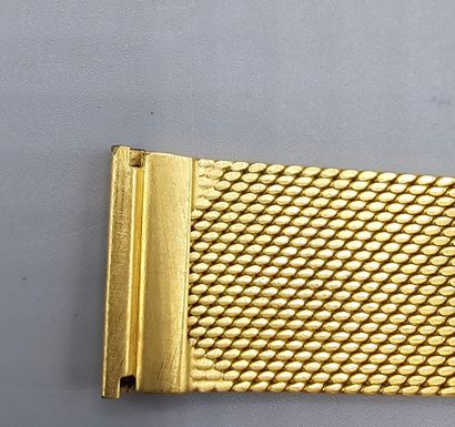 Lot de trois montres d'homme en métal dont:
-...