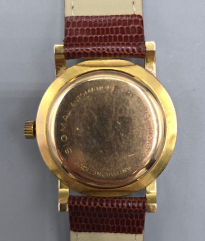 SIGMA, 21 rubis incabloc autmagnétique, SUISSE.
Montre...