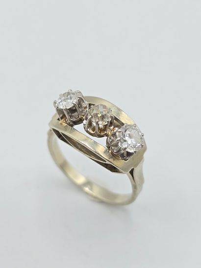 Bague en platine et or blanc 750°° ornée...