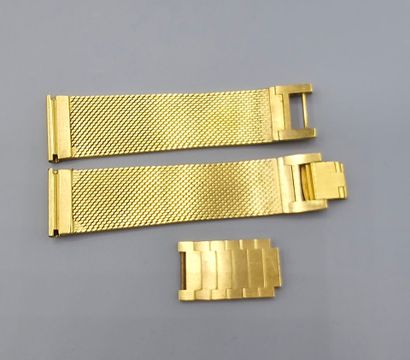 Lot de trois montres d'homme en métal dont:
-...
