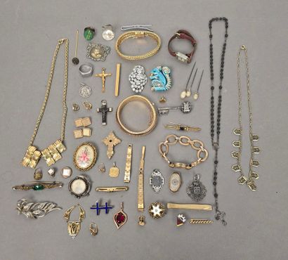 Lot de bijoux fantaisies, la majorité en...