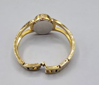 Lot de 7 montres de dame en métal doré comprenant...