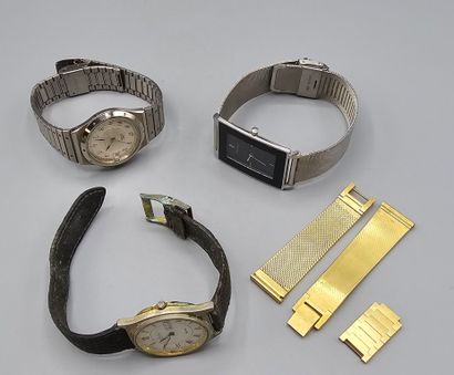 Lot de trois montres d'homme en métal dont:
-...