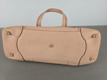LANCEL.
Sac en cuir de dame, modèle 