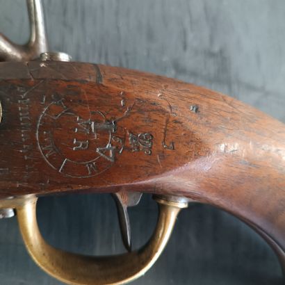 Pistolet d'arçon, modèle 1822 T-BIS.
Chiens...
