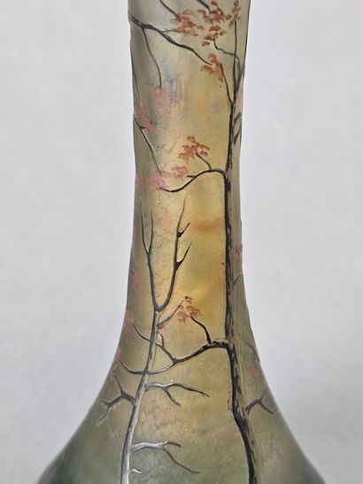 François-Théodore LEGRAS (1839-1916) 
Vase...