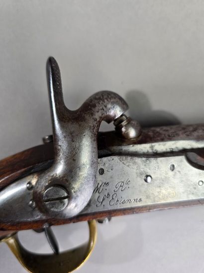 Pistolet d'arçon, modèle 1822 T-BIS.
Chiens...