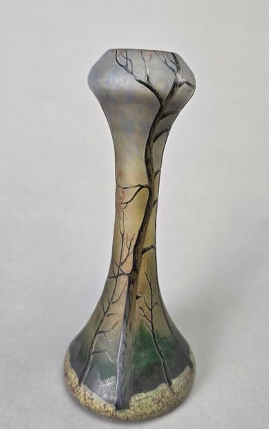 François-Théodore LEGRAS (1839-1916) 
Vase...