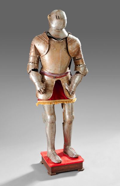 Armure de chevalier décorative en métal
Base...