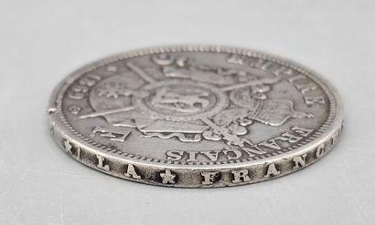 Deux Pièces de 5 Francs Argent :
- L'une...