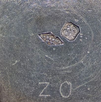 Paire de salières en argent de style rocaille...