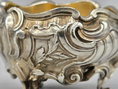 Paire de salières en argent de style rocaille...