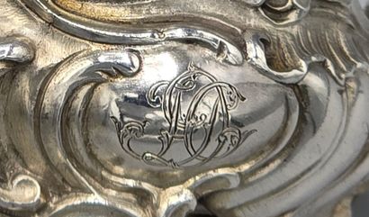 Paire de salières en argent de style rocaille...