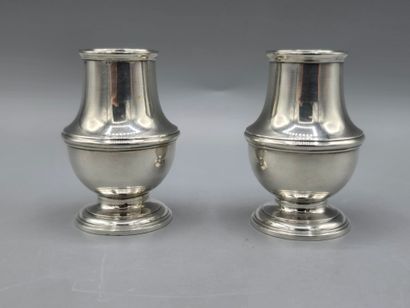 TIFFANY & CO
Paire de salières en argent.
Mention...