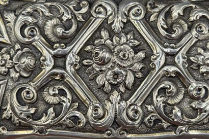 Grande boîte rectangulaire en argent et vermeil...