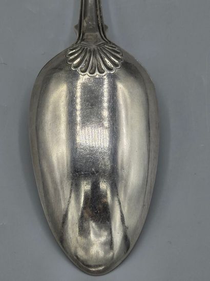 LONDRES, 1819
Cuillère à ragoût en argent,...