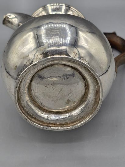 VIENNE (Autriche), 1846
Verseuse en argent...