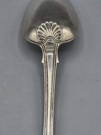 LONDRES, 1819
Cuillère à ragoût en argent,...