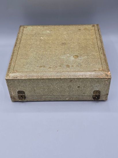 SAGLIER Frères
Serie de quatre salerons en...